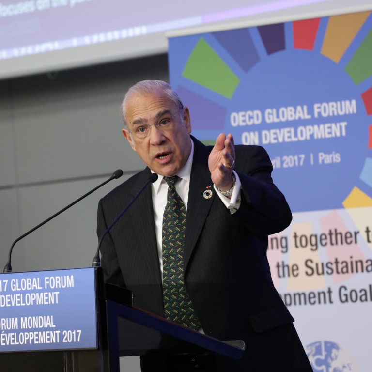OECD:n Ángel Gurría Global Forum on Development -tapahtumassa vuonna 2017.