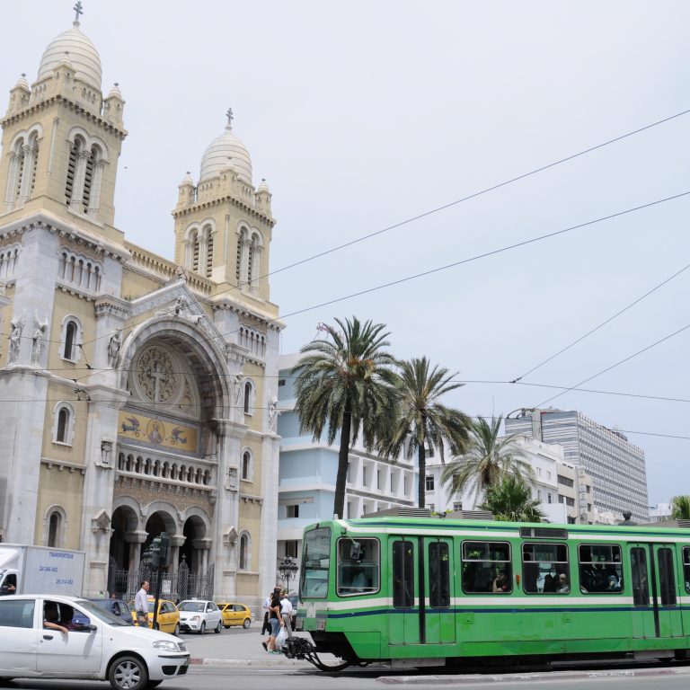 Avenue Habib Bourguiba Tunisiassa.