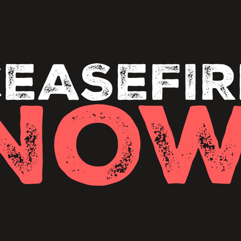 #CeasefireNow musta kampanja-banneri valko-punaisella tekstillä.