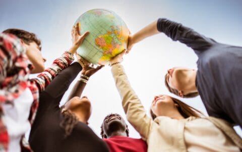 Fingon juuri julkaistu globaalikasvatuksen verkkokurssi antaa uusia näkökulmia ja vinkkejä globaalikasvatukseen