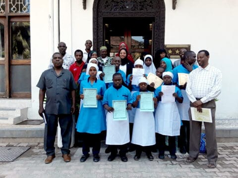 Kehitysvammaisille nuorille ammattikoulutusta ja työtä Sansibarissa