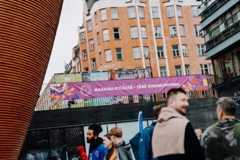 Maailma kylässä -festivaali tänä viikonloppuna Helsingin keskustassa